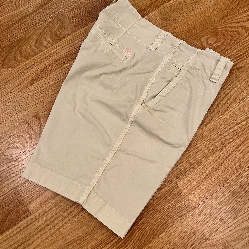Vineyard Vines Stone colored Shorts